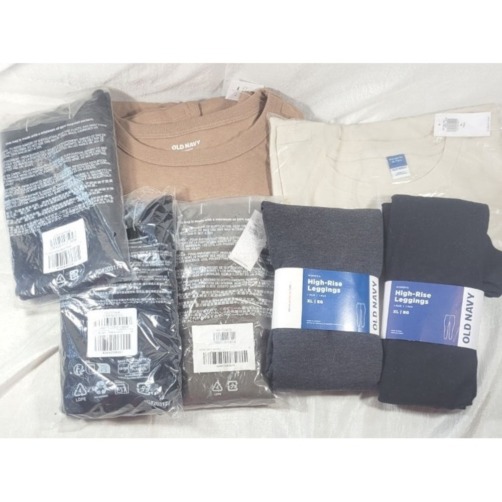 Old Navy LOT: 7 Pcs Women's T-Shirts, Leggings, Biker Shorts - Size XL